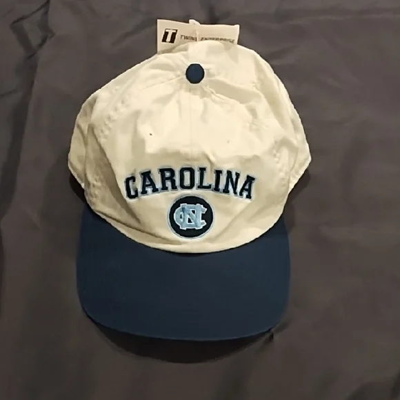 North Carolina Tar Heels Blue and White Cap - Picture 1 of 2